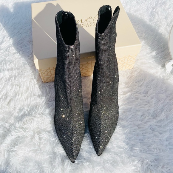 Jewel Badgley Mischka Heeled Booties - Picture 2 of 12
